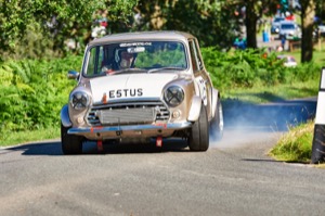 126 - Stuart Samson driving a Austin Mini