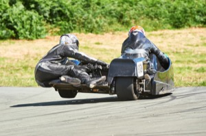 M979 - Mark Simon Foster driving a Honda F2