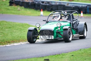 552 - Malcolm Hickey driving a Caterham 7