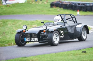 553 - Roger Legg driving a Caterham 7