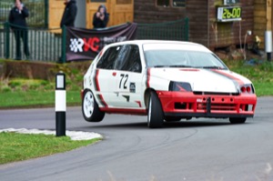 72 - Roy Holder driving a Renault Clio