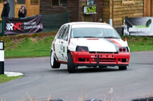 72 - Roy Holder driving a Renault Clio