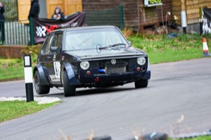 81 - Karl Stevens driving a VW Golf Gti