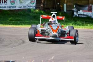 133 - Andrew Colbourne driving a Van Diemen RF02FX