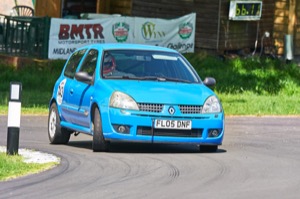 43 - Ian Richards driving a Renault Clio 182