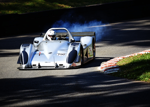 790 - Robert Penrose driving a Pilbeam MP92